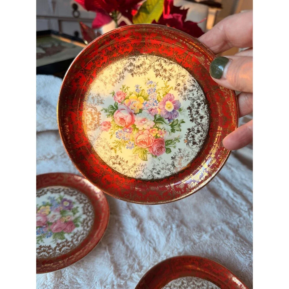 Vintage Floral Dessert Plates with Gold Detail Romantic Tableware set of 6 - Picture 9 of 9